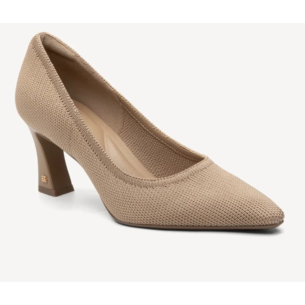 Cosy Island Serentouch Knit Pointed Toe Pumps Apricot Nude Tan Women 7.5 New